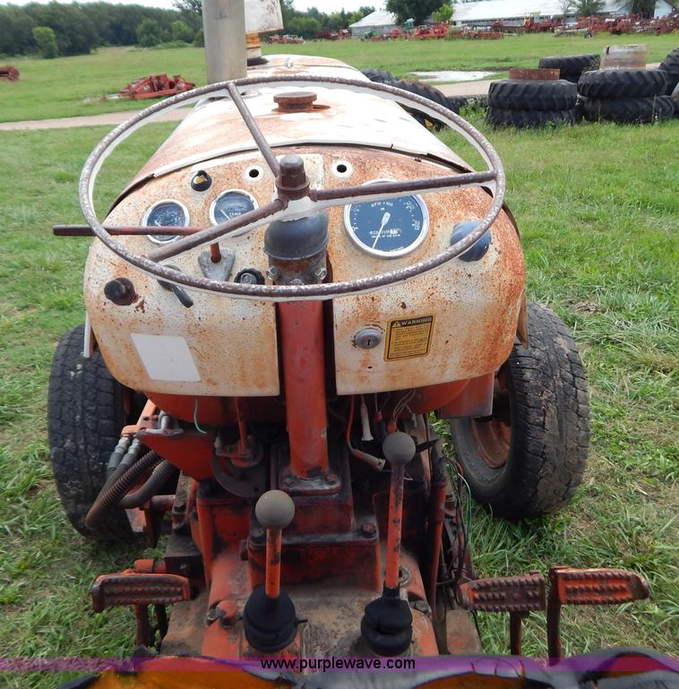 image for item G3361 Case 1210 tractor