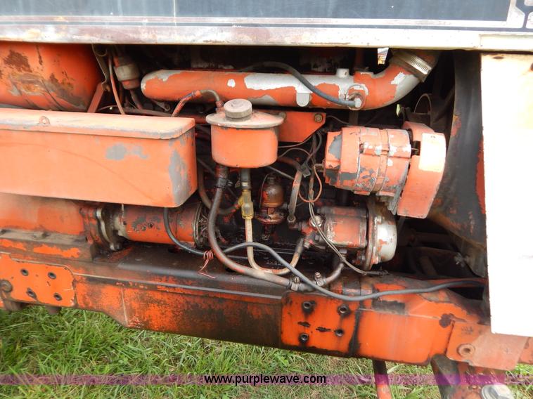 image for item G3361 Case 1210 tractor