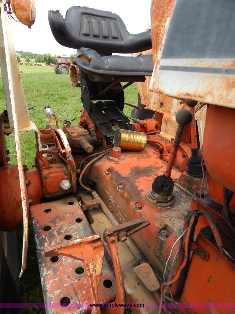 image for item G3361 Case 1210 tractor