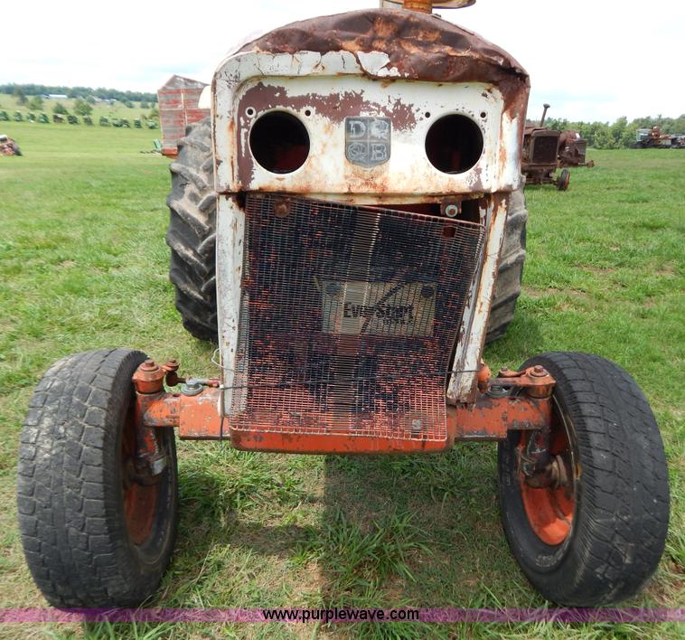 image for item G3361 Case 1210 tractor