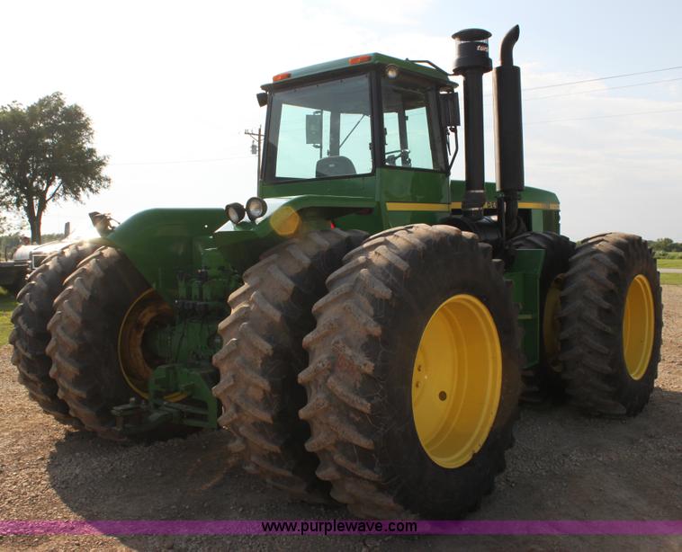 image for item G4039 1984 John Deere 8850 4WD tractor with Kinze repower