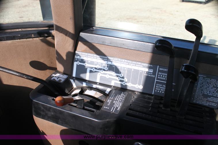 image for item G4039 1984 John Deere 8850 4WD tractor with Kinze repower