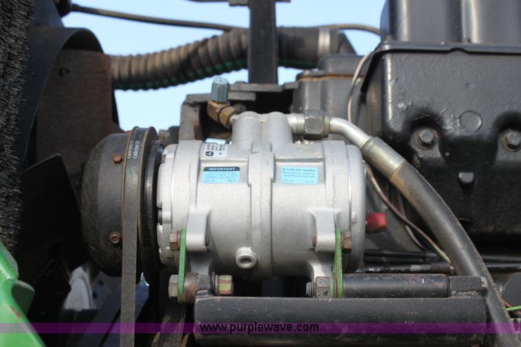 image for item G4039 1984 John Deere 8850 4WD tractor with Kinze repower