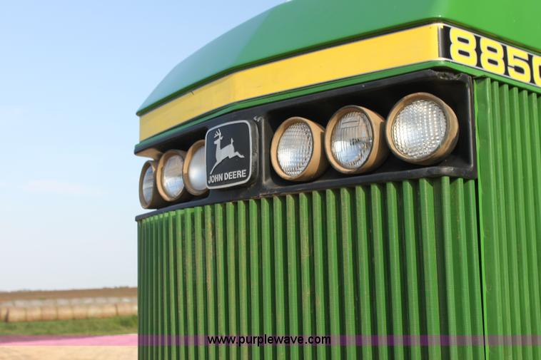 image for item G4039 1984 John Deere 8850 4WD tractor with Kinze repower