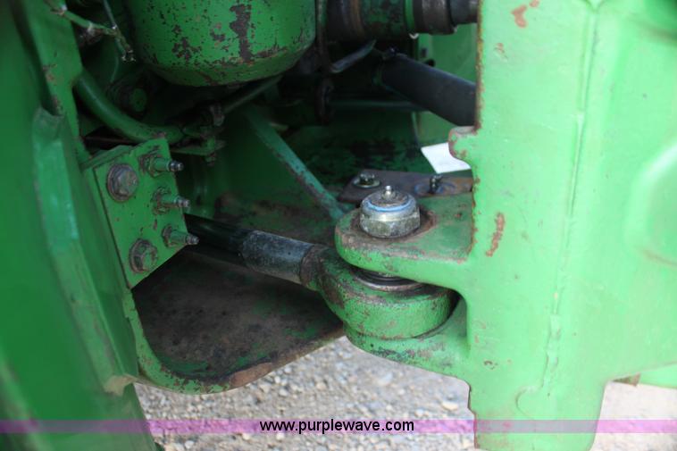 image for item G4039 1984 John Deere 8850 4WD tractor with Kinze repower