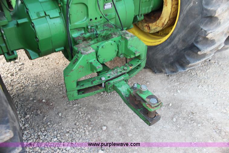 image for item G4039 1984 John Deere 8850 4WD tractor with Kinze repower