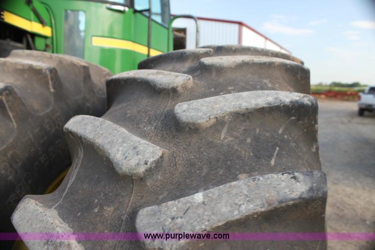 image for item G4039 1984 John Deere 8850 4WD tractor with Kinze repower