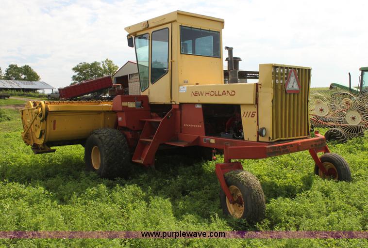 image for item G4058 1985 New Holland 1116 Speedrower self-propelled swather