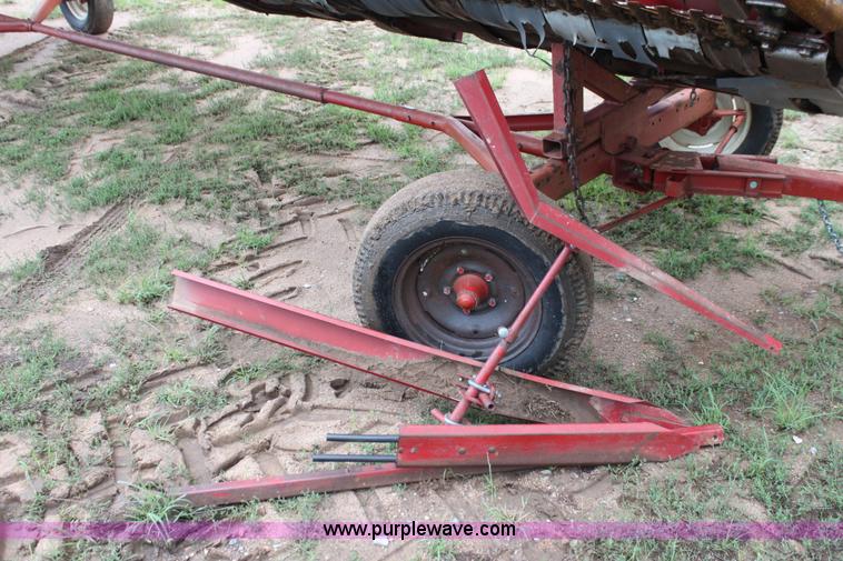image for item G4072 Case IH 1020 22.5' flex head