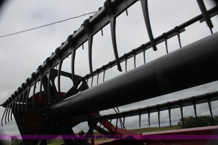image for item G4072 Case IH 1020 22.5' flex head