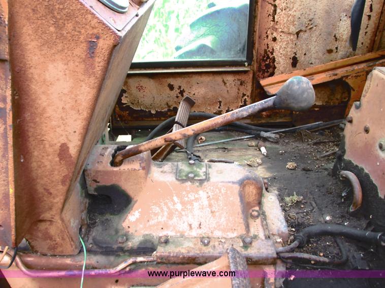 image for item G8563 Minneapolis Moline M5 tractor