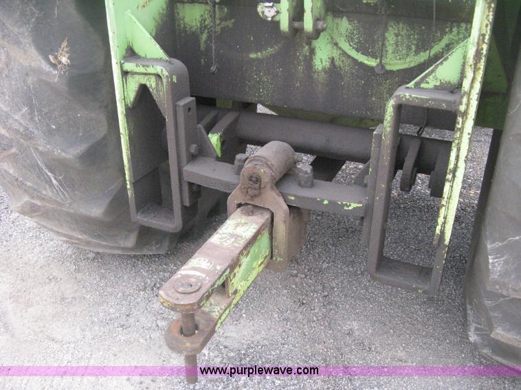 image for item H6493 1986 Steiger Bearcat II 4WD tractor