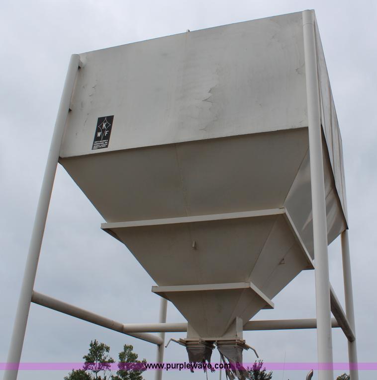 image for item H6601 Overhead bulk bin
