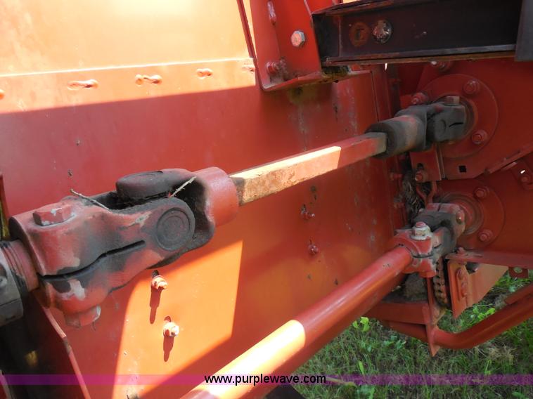 image for item H9807 1990 Hesston 1160 Hydro-Swing swather