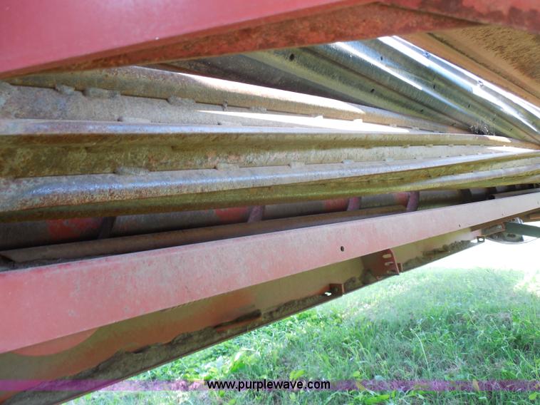 image for item H9807 1990 Hesston 1160 Hydro-Swing swather