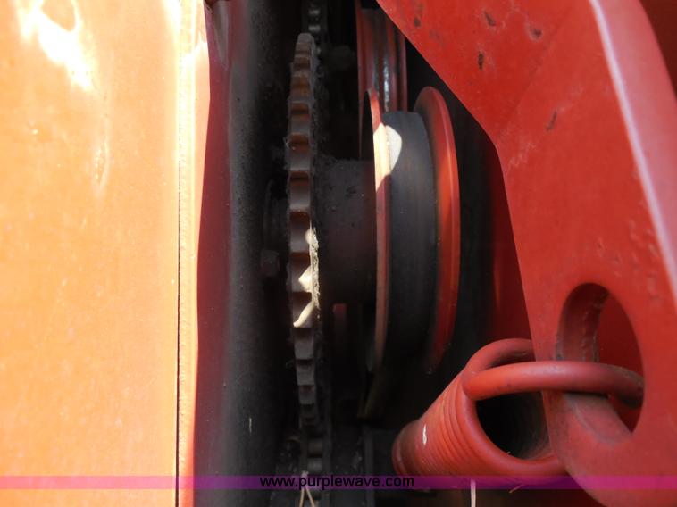 image for item H9807 1990 Hesston 1160 Hydro-Swing swather