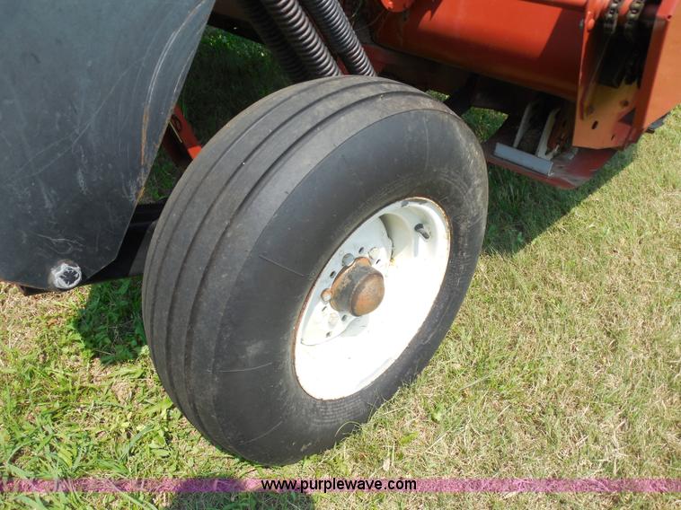 image for item H9807 1990 Hesston 1160 Hydro-Swing swather