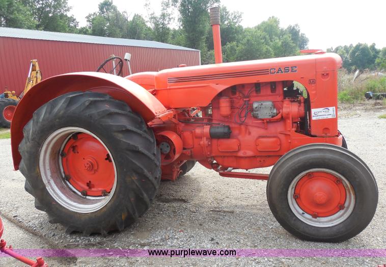 image for item H9832 Case LA tractor