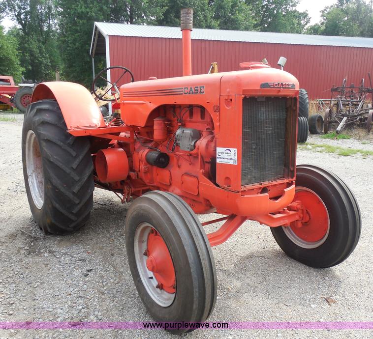 image for item H9832 Case LA tractor