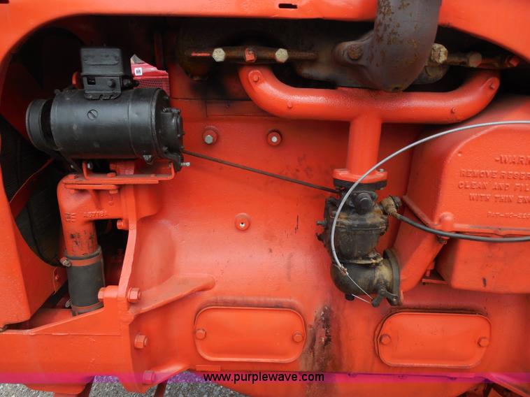 image for item H9832 Case LA tractor