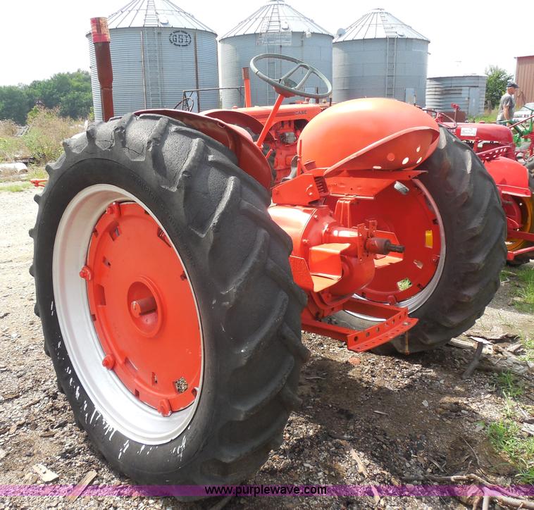 image for item H9836 Case DC tractor