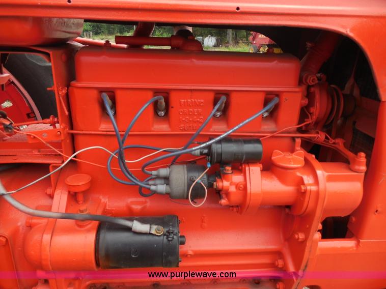 image for item H9836 Case DC tractor