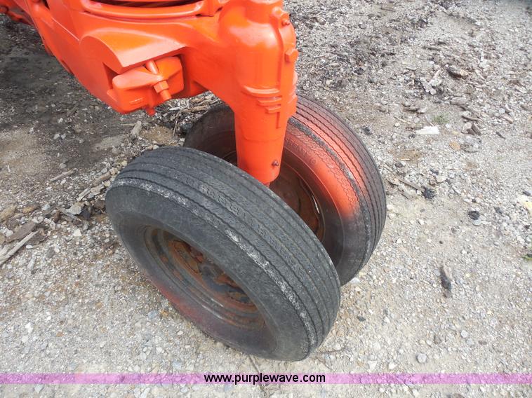 image for item H9836 Case DC tractor