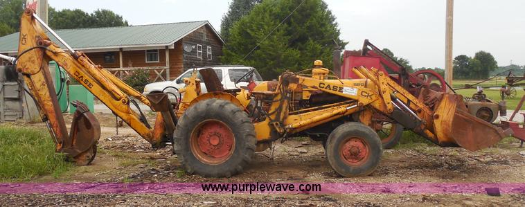 image for item H9837 1967 Case 580 backhoe
