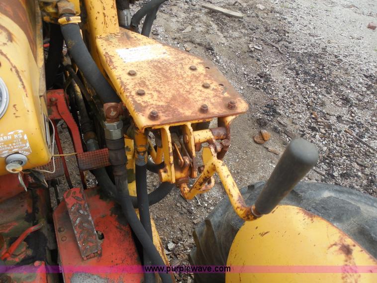 image for item H9837 1967 Case 580 backhoe