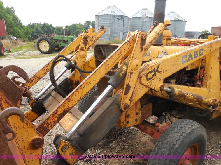 image for item H9837 1967 Case 580 backhoe