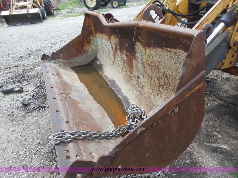 image for item H9837 1967 Case 580 backhoe