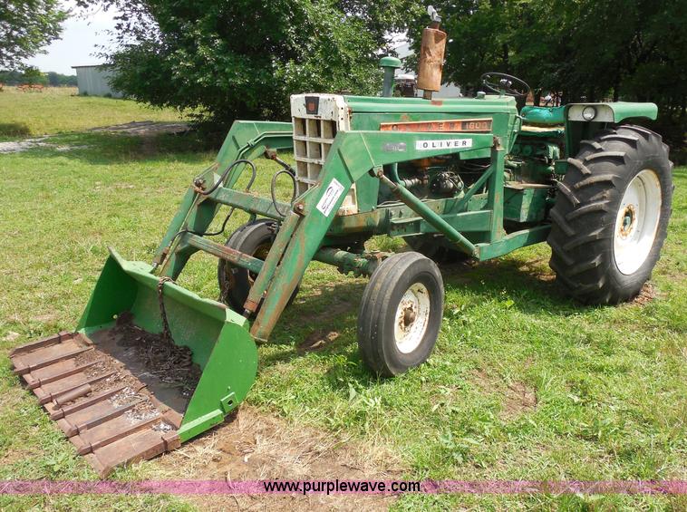 image for item H9841 Oliver 1600 tractor