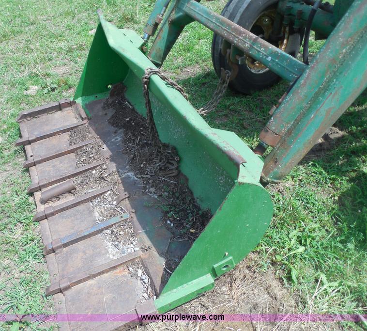 image for item H9841 Oliver 1600 tractor