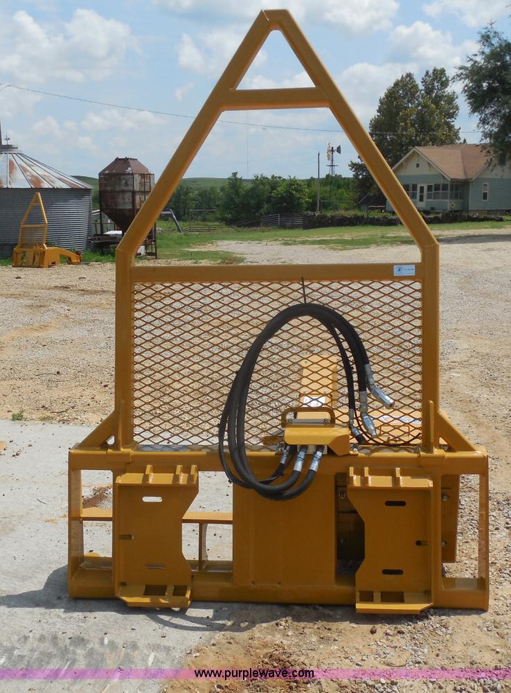 image for item H9860 Robo-Cut RC26 tree saw