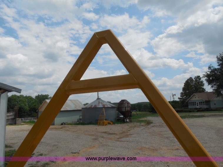 image for item H9860 Robo-Cut RC26 tree saw