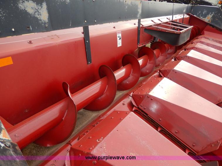 image for item I4378 1998 Case IH 1083 corn head