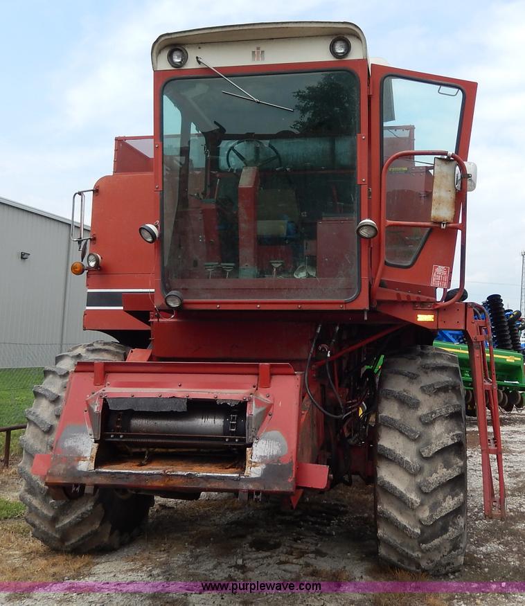 image for item I4434 1979 International 1460 Axial-Flow combine