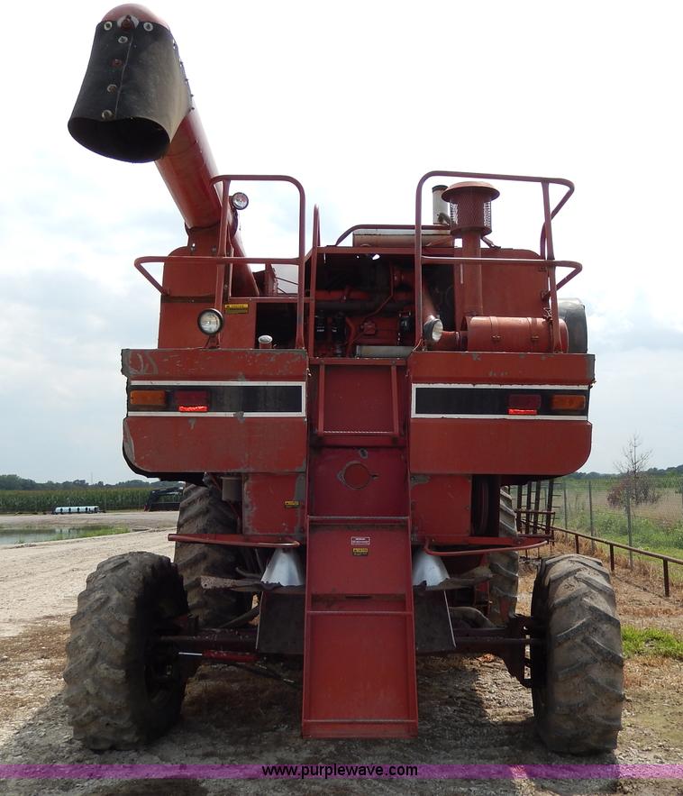 image for item I4434 1979 International 1460 Axial-Flow combine