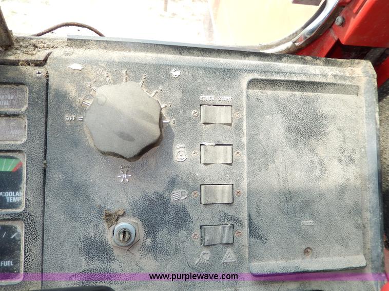 image for item I4434 1979 International 1460 Axial-Flow combine