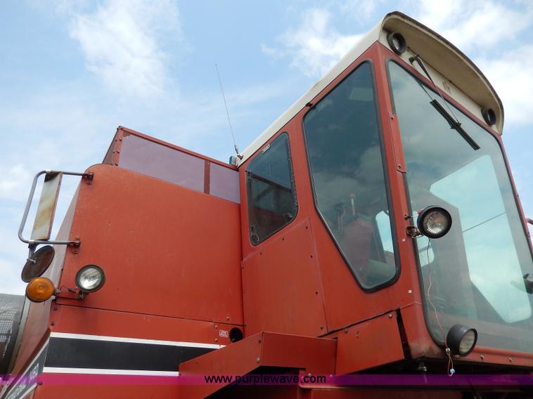 image for item I4434 1979 International 1460 Axial-Flow combine
