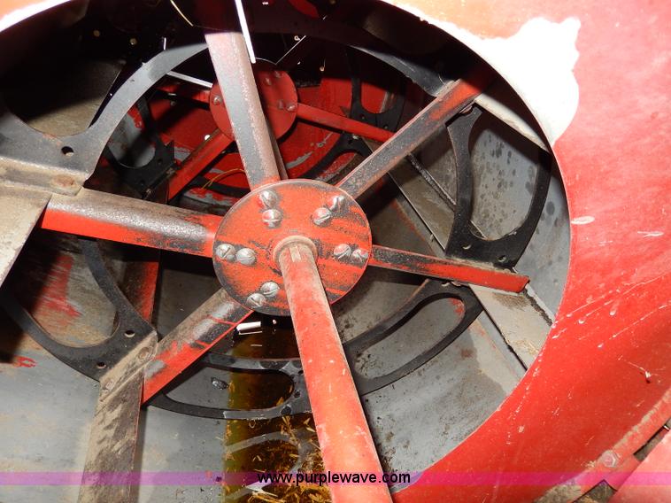 image for item I4434 1979 International 1460 Axial-Flow combine