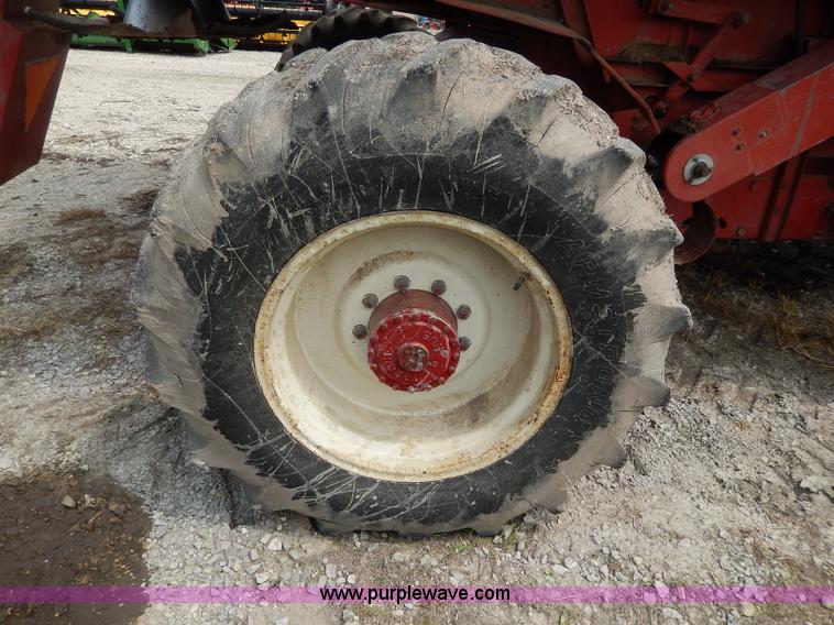 image for item I4434 1979 International 1460 Axial-Flow combine