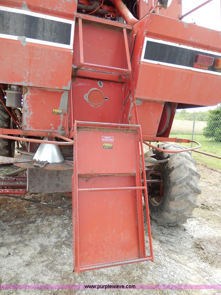 image for item I4434 1979 International 1460 Axial-Flow combine