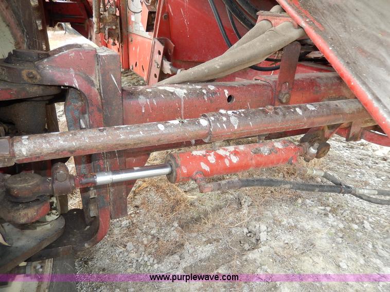 image for item I4434 1979 International 1460 Axial-Flow combine