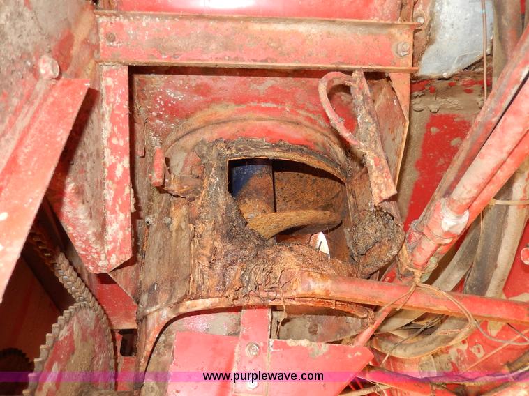 image for item I4434 1979 International 1460 Axial-Flow combine