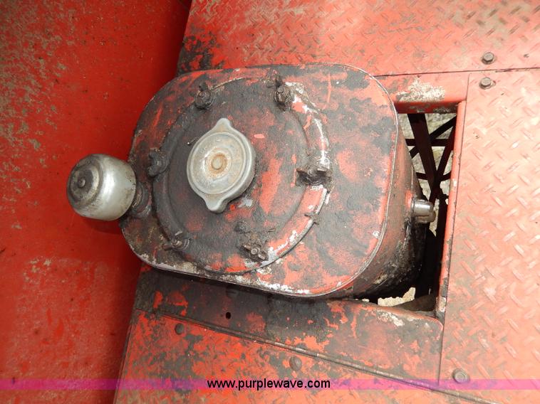 image for item I4434 1979 International 1460 Axial-Flow combine