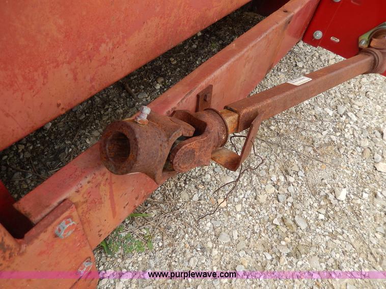 image for item I4436 International 863 corn head