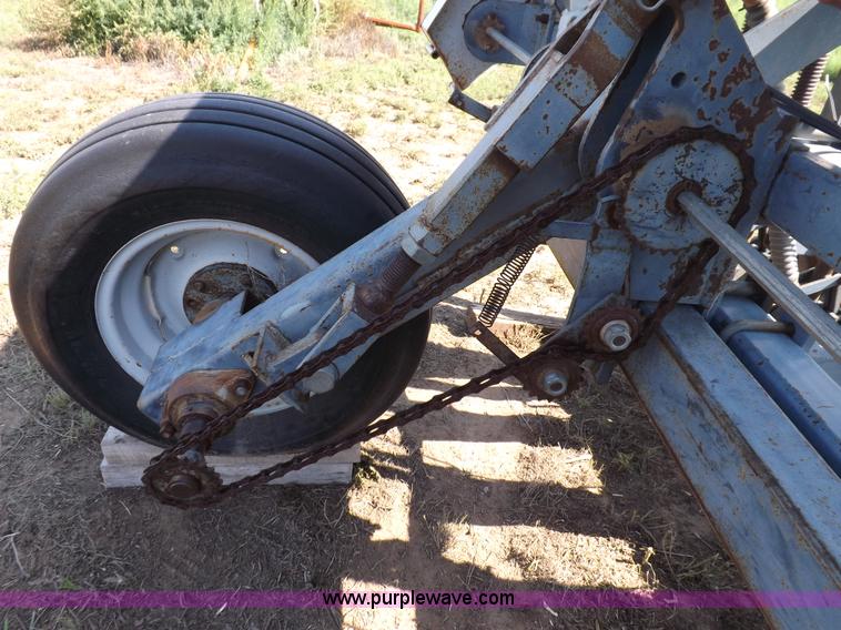 image for item I7645 CrustBuster DD34X10 3700 grain drill