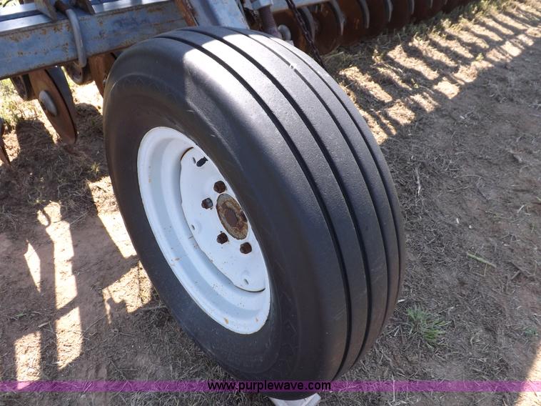 image for item I7645 CrustBuster DD34X10 3700 grain drill