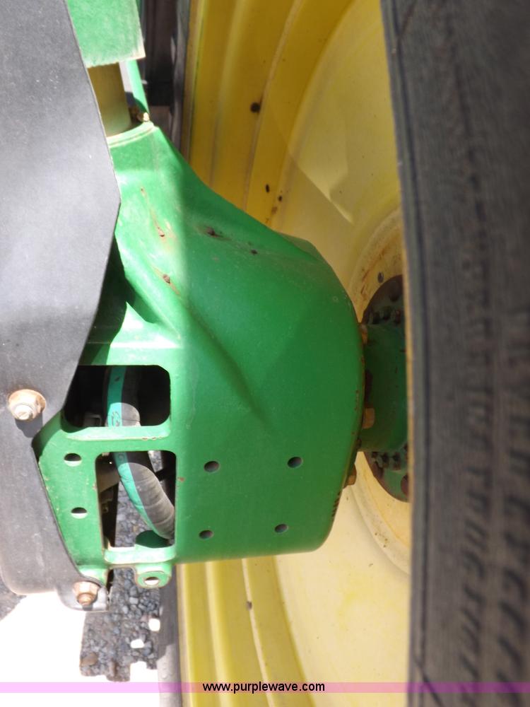 image for item I7683 1998 John Deere 4700 sprayer